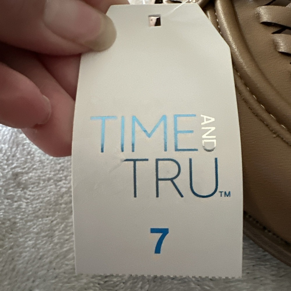 Time and Tru Brown Loafers - Picture 4 of 13